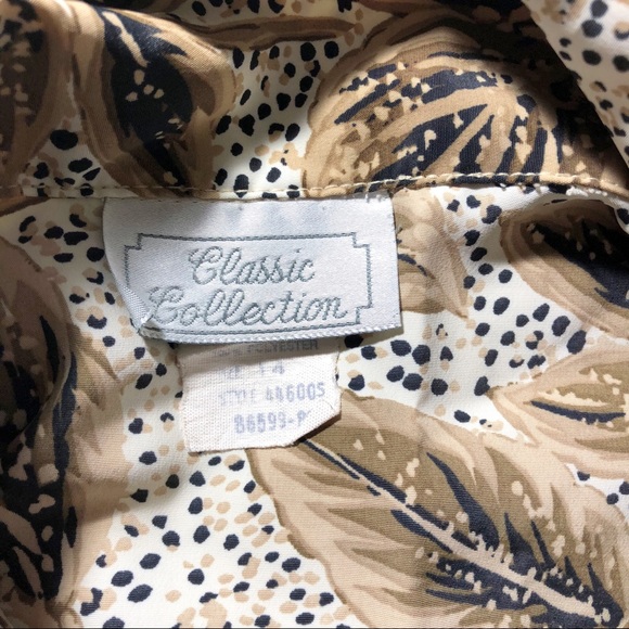 Classic Collection Vintage Blouse - Picture 5 of 6